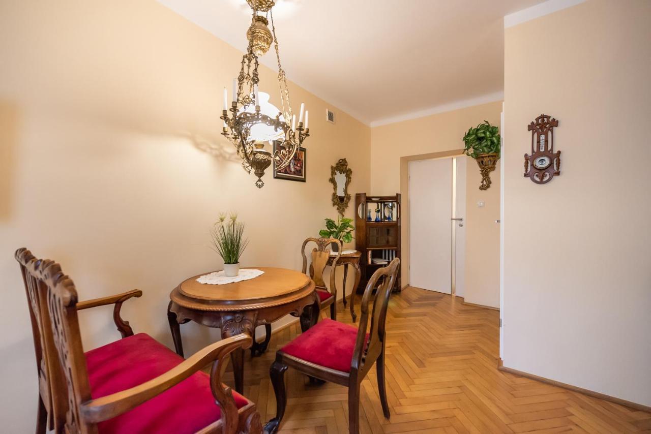 Downtown Antique Apartment Warsaw Ngoại thất bức ảnh