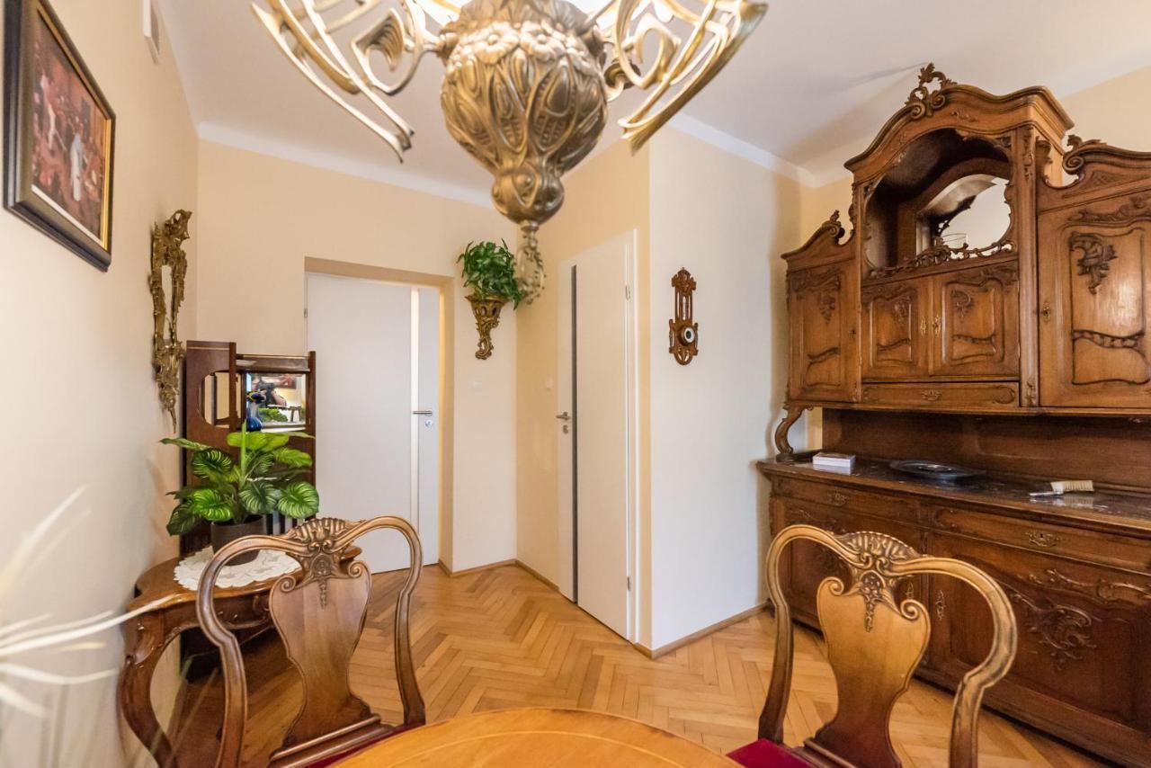 Downtown Antique Apartment Warsaw Ngoại thất bức ảnh
