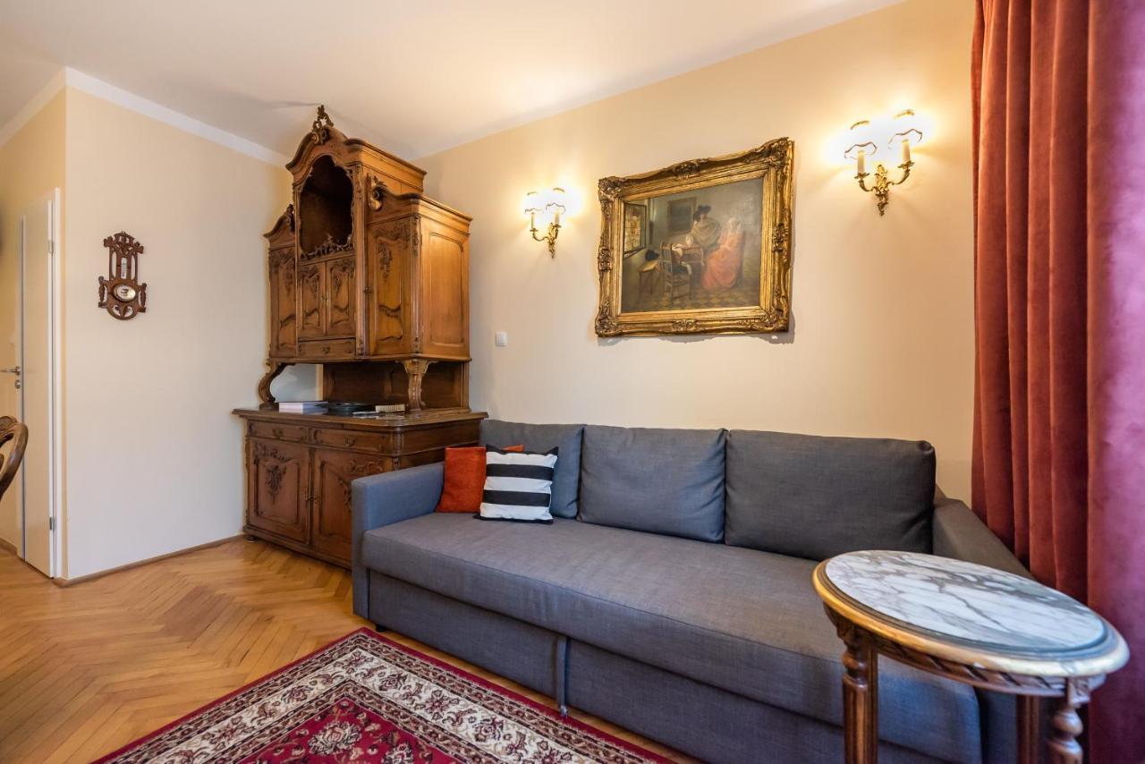 Downtown Antique Apartment Warsaw Ngoại thất bức ảnh